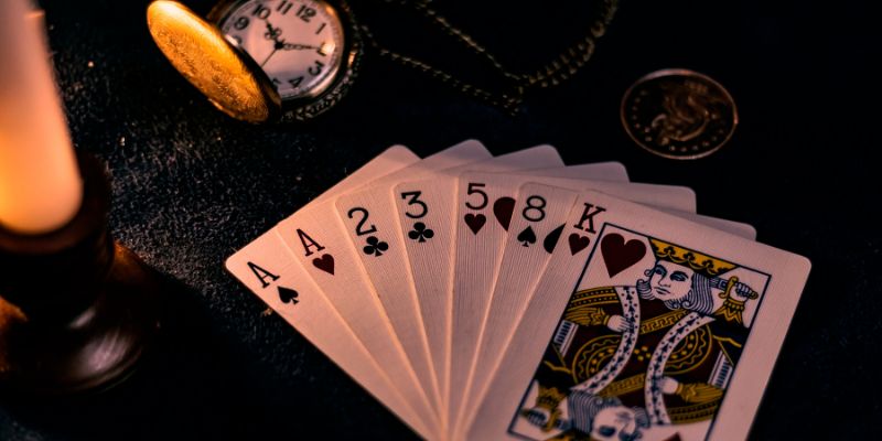 Chiến thuật hay để chinh phục Poker 77win